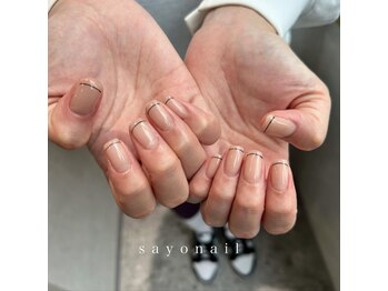 ロミー(Rommy)/シンプルラインフレンチネイル