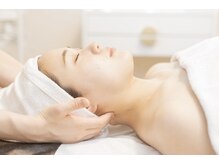 ポノヘア(PoNohea)/デコルテトリートメント