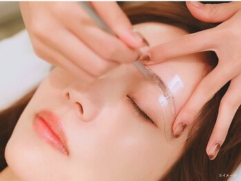 ビューティジーン 新宿店の写真/【アイブロウwax】自分に合う眉毛に出会える！