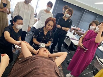 ルナスーリヤ 表参道店/認定講師