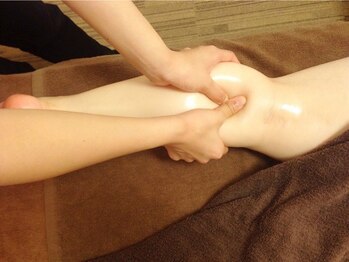 キュアはんなの写真/【本格オイルボディケア90分 ¥13310→¥10648】冷え改善・むくみ解消！お疲れのかたにも◎
