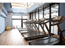 24ダイヤモンドジム 西宮店(24 DIAMOND GYM)の雰囲気（有酸素マシーンエリアも充実♪）