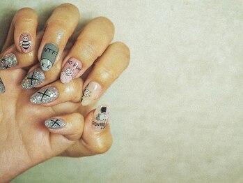 ヨヘン 芦屋店(YoHen)/キャラクター ペイントネイル