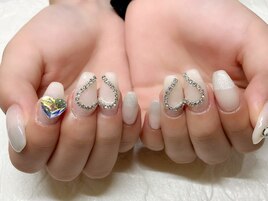 シンプルベースにBIGパーツ