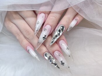 モカ 京橋(moca)/【Ayano】クリアチークネイル