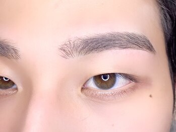 マム 錦糸町店(ma’am)の写真/【メンズの新常識】アイブロウワックス(毛量調整込)で第一印象が変わる!初めての美眉毛ケアにもオススメ◎