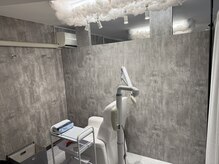 シロ 新宿店(SHIRO)の雰囲気（写真映えも出来る店内です！綺麗な歯と空間をご提供いたします。）