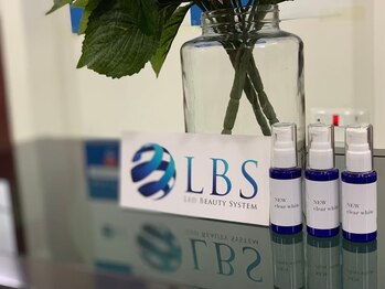 LBSホワイトニング 梅田店/歯に優しいホワイトニングジェル