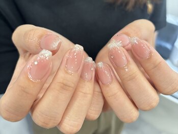 ネオリーブ ウリ(Neolive uri)/チークネイル