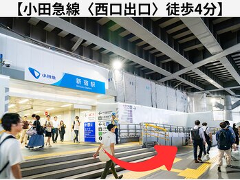 ザブロウ 新宿西口店(THE BROW)/小田急線(西口出口)を出て左折