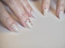 ネイルアンドまつげエクステ専門サロン スリー(THREE)/初回アートコース￥8250