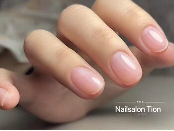 ティオン 川崎店(Tion)の写真/【自爪を守るクリアジェルネイルが人気！¥3990】メンズネイルにも◎