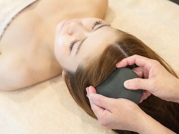 カホ(caho)/ヘッドスパ&頭皮洗浄