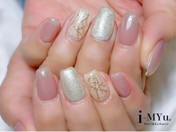 イミュー(i-MYu)の写真/《シンプルだけど他にないワンランク上のネイルへ♪》シンプル系～ニュアンスまで**派手にできない方も◎