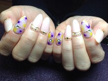 ラウト デコレーションアンドネイルサロン(Lauto Decoration&Nail Salon)/フラワーネイル
