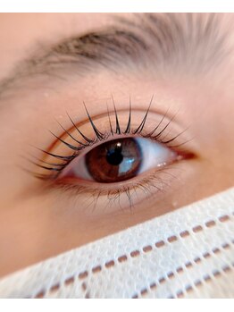 アーラ(Alas)/パリジェンヌラッシュリフト