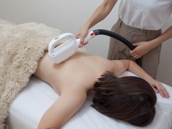 リリアス(RILLIAS)の写真/【国が認めた脱毛機】ジェル不要でノンストレス♪抜群な効果で全身ツルスベ肌に◎全身脱毛(VIOあり)¥7000