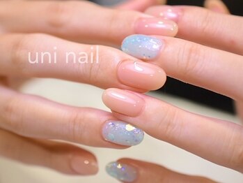 ユニネイル(uninail)/キラキラワンカラー