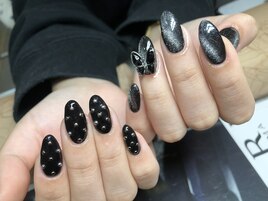 ブラックマグネットアシメネイル