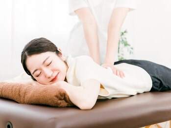 まいれ整骨院 東近江院の写真/立ち仕事や家事・育児、私生活、長時間の座位などお体の動きによる酷い腰痛・腰のトラブルでお悩みの方に◎