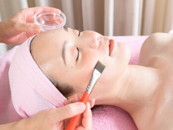 トウメイコガオ 横浜店/トウメイコガオで小顔エステ