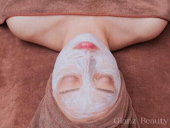グランビューティ(Glanz Beauty)の写真/【オーダーメイド美肌】毛穴レスから肌質改善、顔脱毛までトータルケアが叶う本格肌管理サロン☆