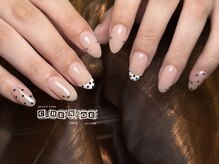 シェノエ ネイルズ(Chenoe Nails)/ドットフレンチ