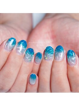 瑠璃(RURI)/海・水面ネイル