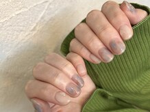 アールネイル(r.nail)/淡いニュアンス