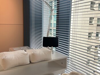 mo-ve〈ムーブ〉【銀座/有楽町/シンプル/マグネット/フィルイン】の写真/【営業時間 9時から21時/お出かけ前やお仕事後にも◎】朝の時間を有効活用!最終受付19時から◎