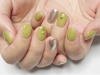 リミズネイルビューティー 名駅店(RimisNailxbeauty)の写真/定額で楽しむシンプル×仕上がり高見え♪毎月増える120種以上★ハンド¥3980/フット¥4980！初めての方にも◎