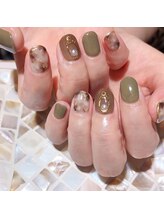 アティックネイルアトリエ(attic nail atelier)/白べっ甲ネイル★