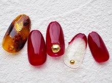 カトルナフ(quatre fois neuf)/大人ニュアンスのべっ甲ネイル