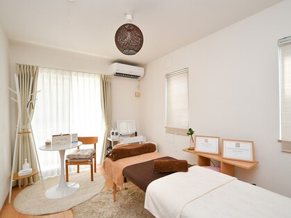 アイナ(Aina)の写真