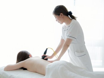 Julien千葉店【オーダーメイド痩身】ダイエット/美脚/全身痩せの写真/プロの施術×最適マシンで分厚い脂肪を分解・燃焼、美くびれGET!ぽっこりお腹や腰回りのお肉にお悩みの方に