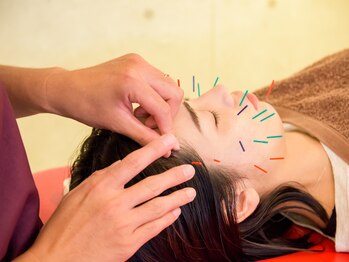 リボーンボディラボ/たるみ・むくみ・ニキビに効く