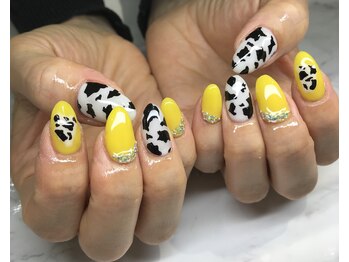 アトリエ エース(ACE)/ホルスタインにイエローを添えて