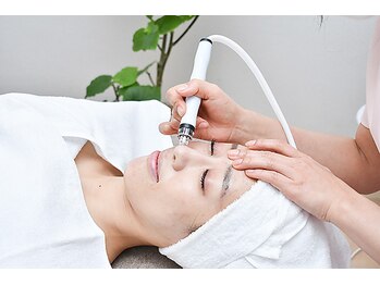 チョンダムビューティー(chondam beauty)/話題のハイドロで毛穴洗浄♪