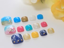 70種類から選べるフットデザイン