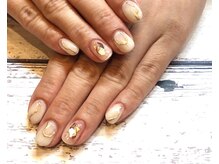 ペルナ perna/ニュアンスシェルネイル