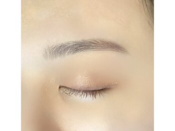 ビューステージ アイブロウサロン 吉祥寺/アーチ眉デザイン