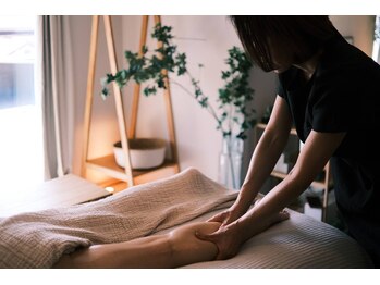 銀(しろかね)の写真/リニューアルオープンキャンペーン中につき、全身ホットストーンアロマリンパ90分￥15000→￥11800！！