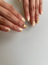 リルム(Relum)/ゴールドニュアンスネイル！