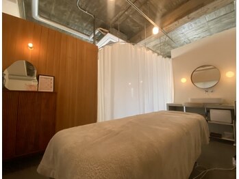 プール エドボリ(POOL EDOBORI)/エステルーム