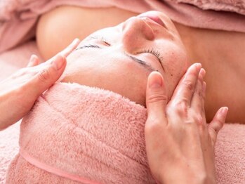 エ アラ エ(E.ala.e)/ただのリンパケアではない!