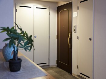 整体サロン 癒木/入口