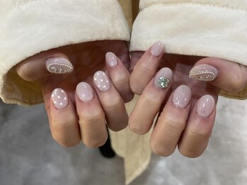 アングゥ ウル(ungu ul)/天使の羽ネイル