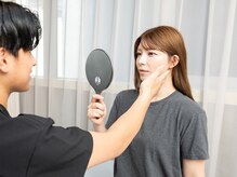 ルーツ 武蔵小杉(R∞ts)の雰囲気（変化は、施術中の鏡が証明します）