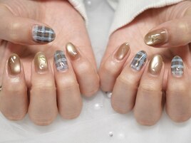 シンプルチェックネイル