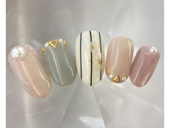 ラリュールネイル(L'Allure nail)/くすみパープルグレージュ¥8200